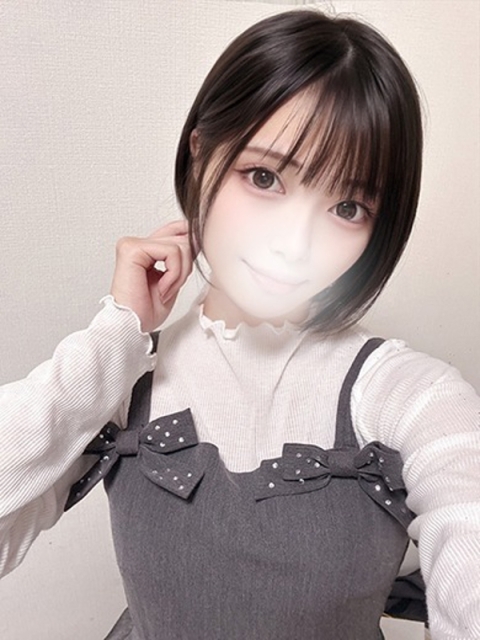 GLOSS MATSUYAMA ここな