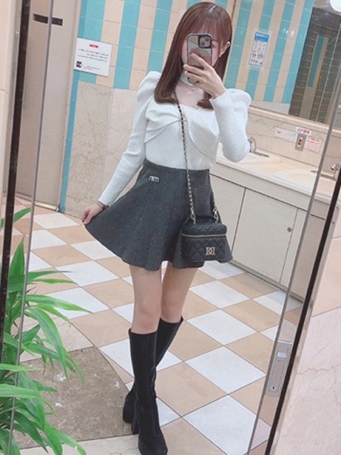 GLOSS MATSUYAMA ねね