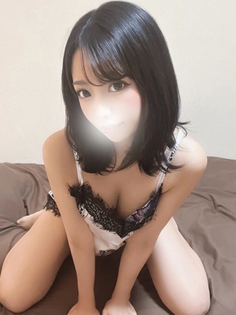 GLOSS MATSUYAMA あおい